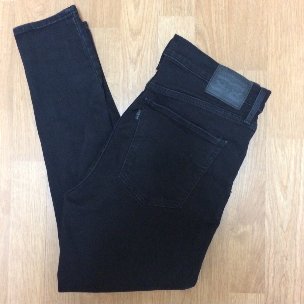 Levi’s Mile High Skinny Jeans